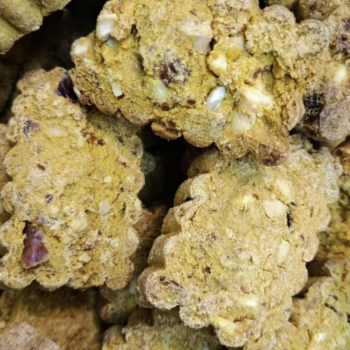 Galletas de Trigo Sarraceno, dátiles, anacardos y cúrcuma (sin gluten, sin lactosa y sin azúcar) /100 gr.