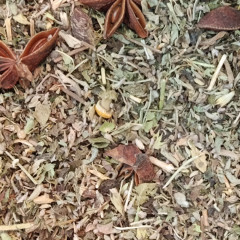 Hierbas de Estómago (manzanilla, anis estrellado) /100 gr.